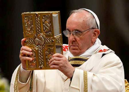 Paganos: ¿El Papa nos insulta?
