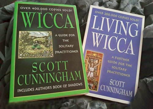Scott Cunningham y su Sistema de Wicca para Practicantes en Solitario